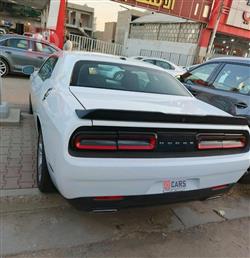 دۆج چالنجەر